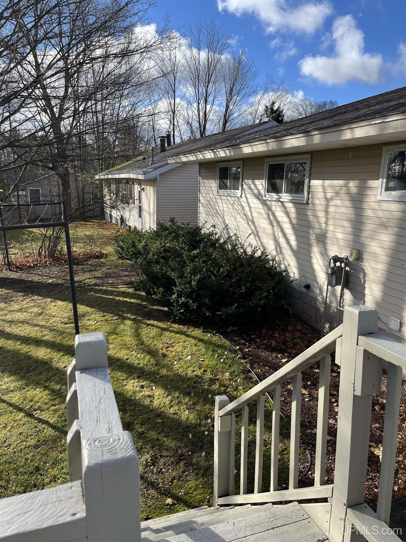 230 Rd PI Ishpeming, MI 49849 - Photo 8 of 53 Gallery Image 8