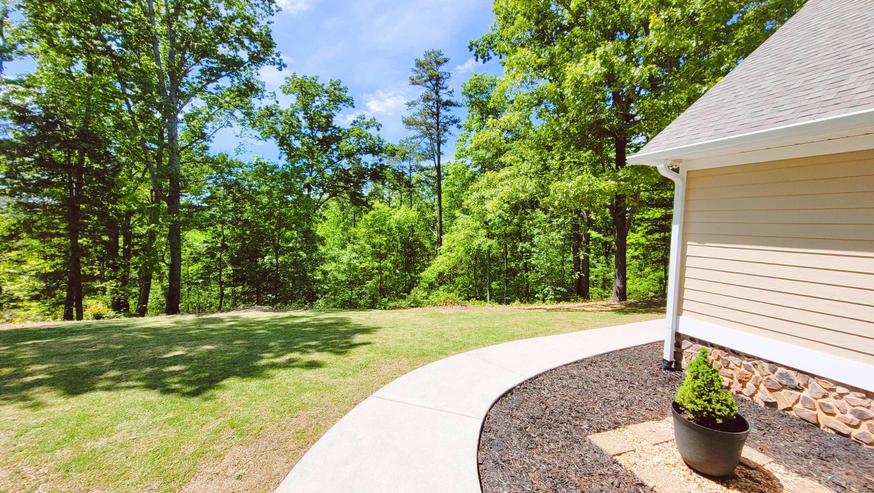 5227 Bell Ridge Drive Apison, TN 37302 - Photo 4 of 58 Private front porch view