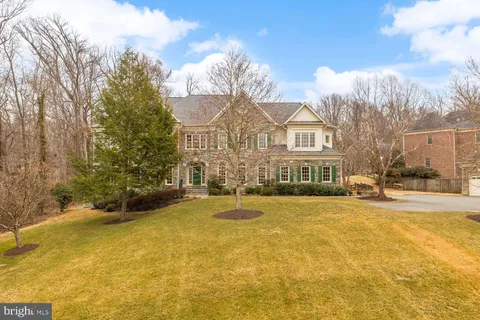 $3,315,500 | 8609 Burning Tree Road, Bethesda, MD 20817