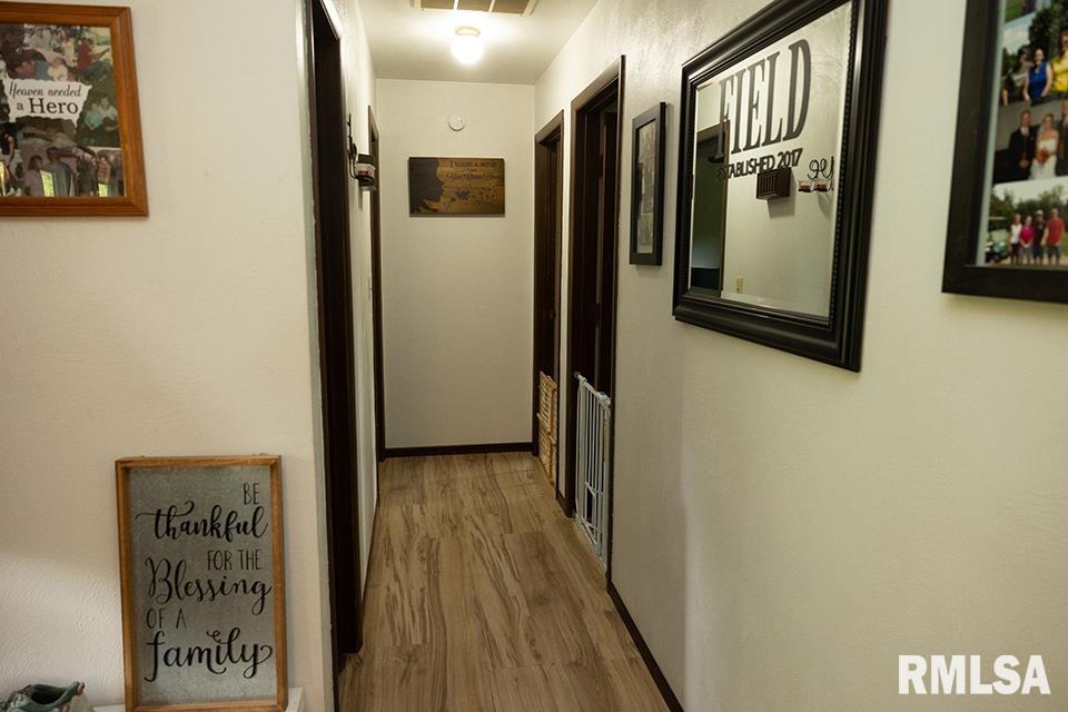 9502 Anglen Road Kinmundy, IL 62854 - Photo 12 of 25