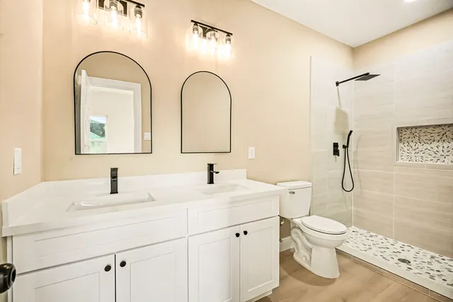 $239,900 | 2008 Bellview Street, La Marque, TX 77568