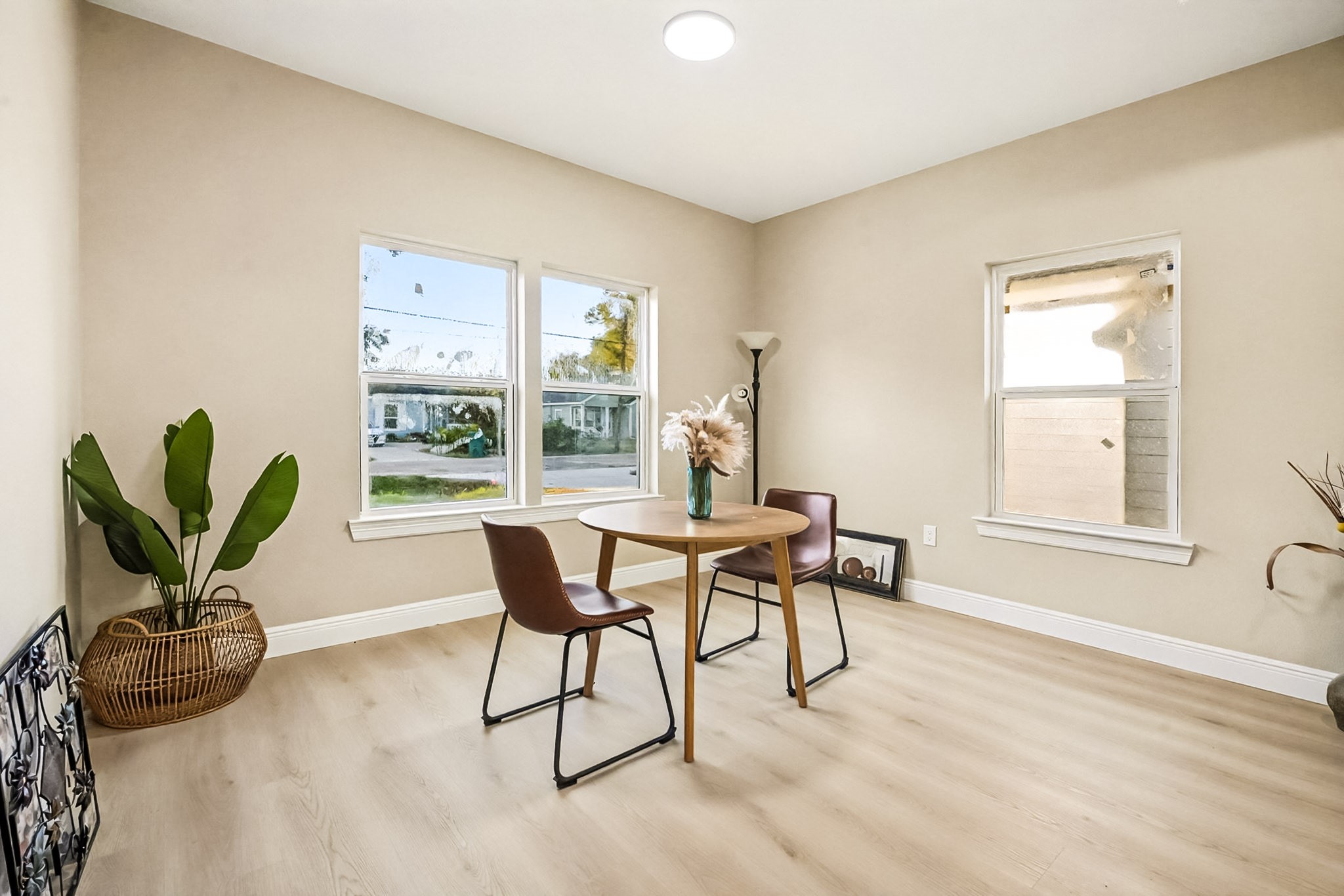 2008 Bellview Street La Marque, TX 77568 - Photo 6 of 17 a dining room with furniture and wooden floor