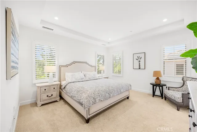 $8,000 | 61 Belfast, Irvine, CA 92620