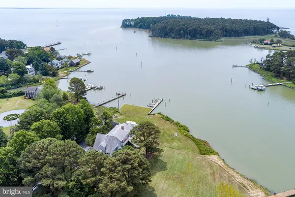 $975,000 | 4938 Fairbank Road, Tilghman, MD 21671