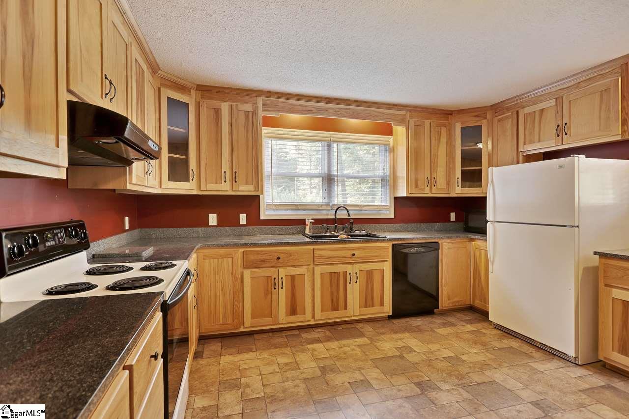 4925 Torrington Road Laurens, SC 29360 - Photo 15 of 33
