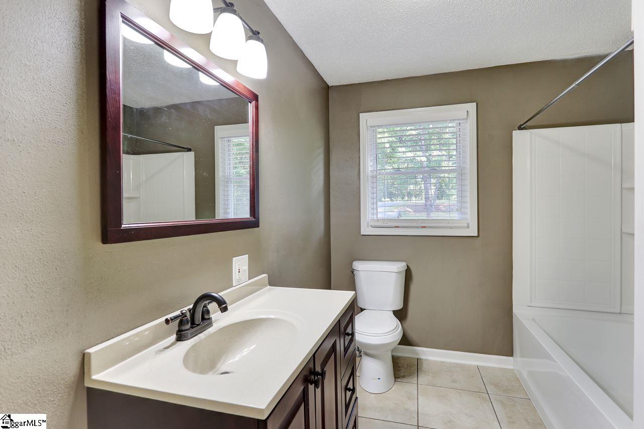 4925 Torrington Road Laurens, SC 29360 - Photo 20 of 33