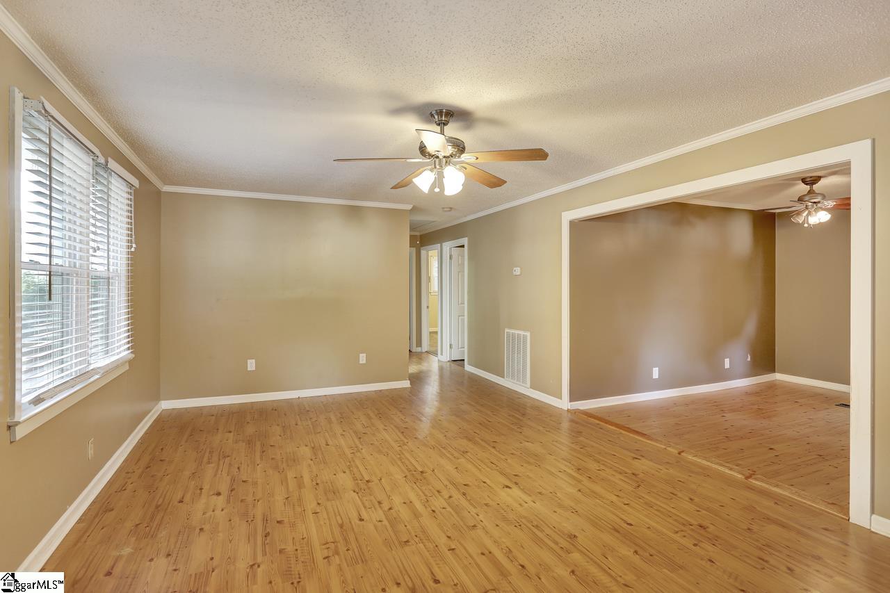 4925 Torrington Road Laurens, SC 29360 - Photo 6 of 33