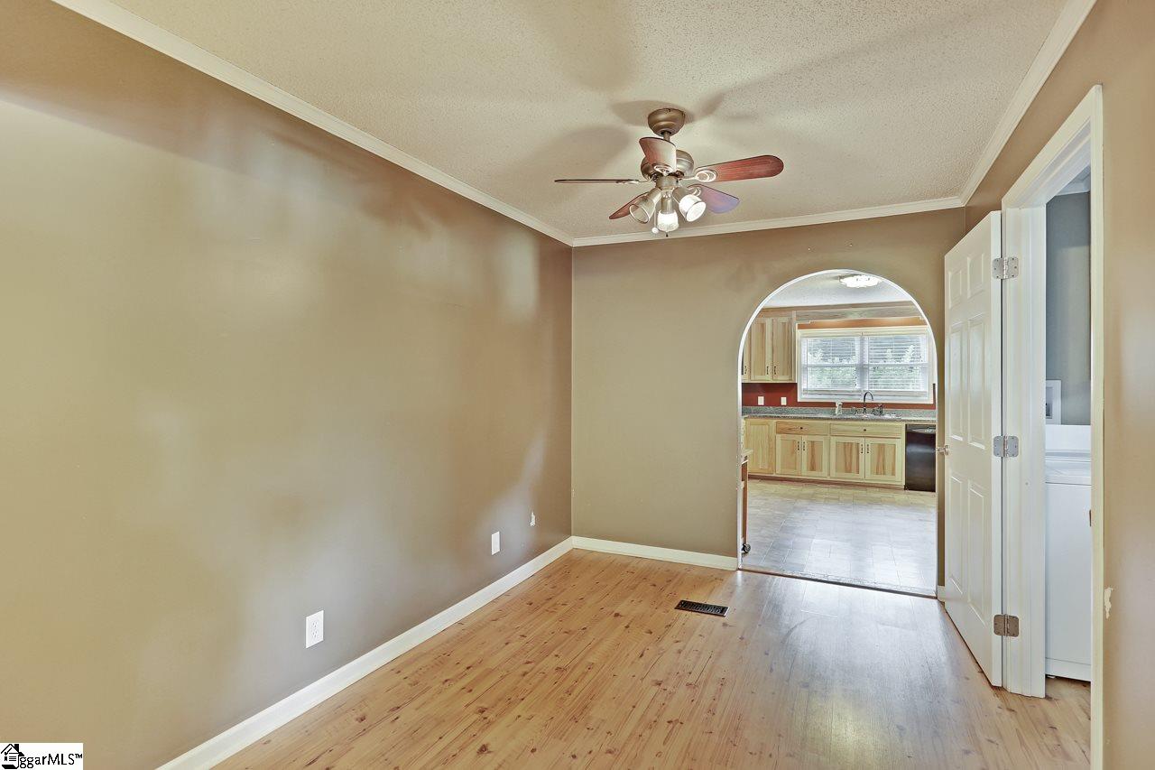 4925 Torrington Road Laurens, SC 29360 - Photo 8 of 33
