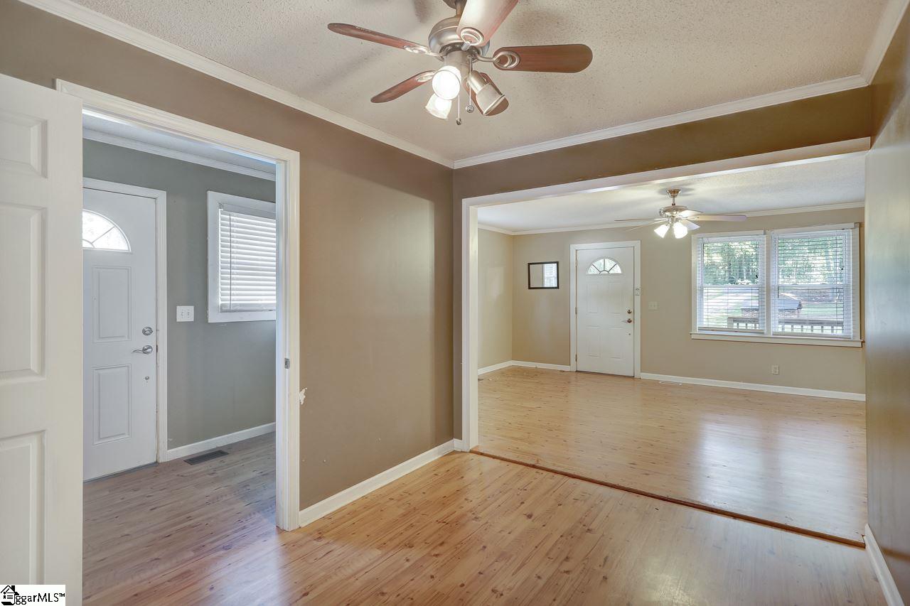 4925 Torrington Road Laurens, SC 29360 - Photo 9 of 33