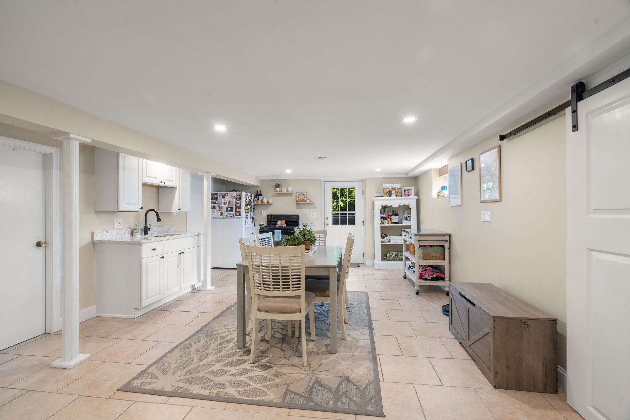 175 Rumney Road Revere, MA 02151 - Photo 5 of 35 Gallery Image 5