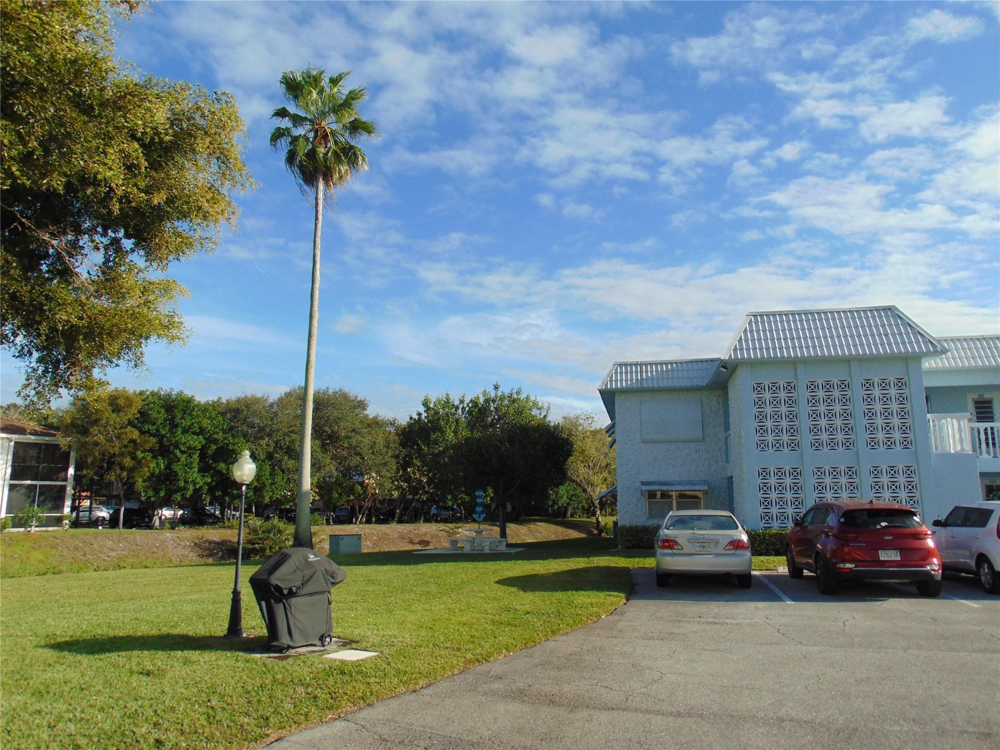 9788 Marina Boulevard, Unit 313 Boca Raton, FL 33428 - Photo 11 of 65 BBQ GAS GRILL