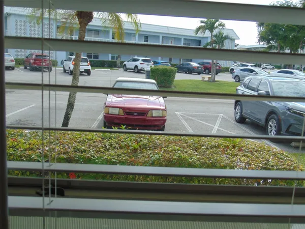 $119,900 | 9788 Marina Boulevard, Unit 313, Boca Raton, FL 33428
