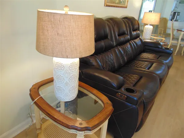 $119,900 | 9788 Marina Boulevard, Unit 313, Boca Raton, FL 33428