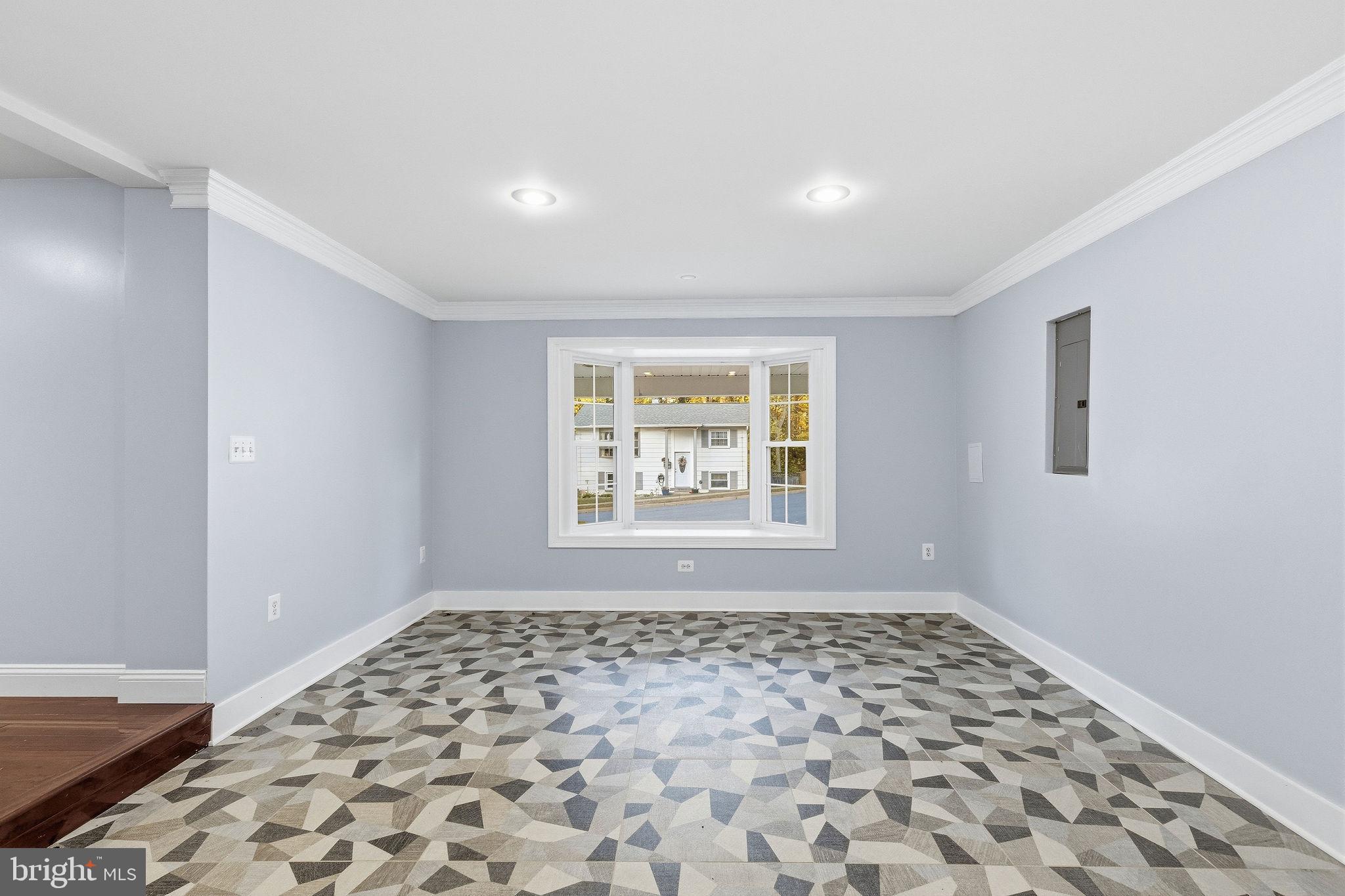 14504 Fullerton Road Woodbridge, VA 22193 - Photo 13 of 49 Gallery Image 13