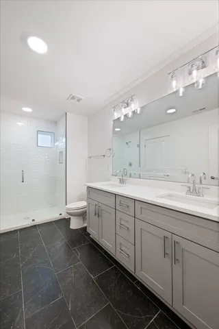 $2,400 | 700 North Dupont Avenue, Unit 504, Madison, TN 37115