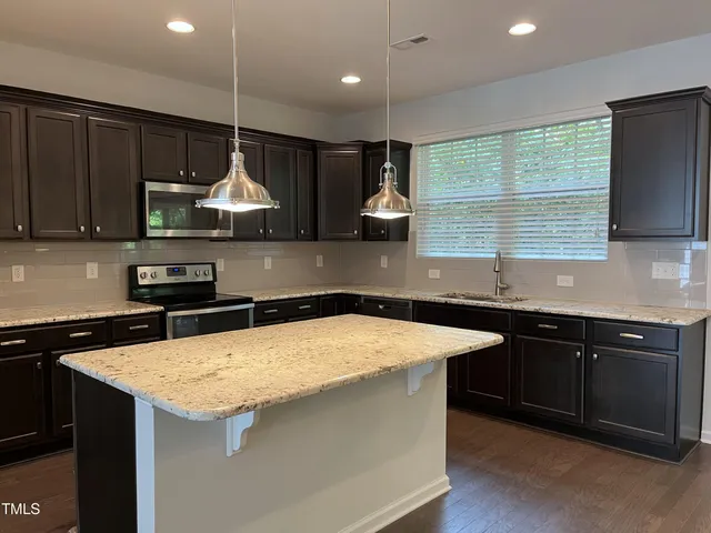 $2,150 | 1434 Salem Creek Drive, Apex, NC 27502