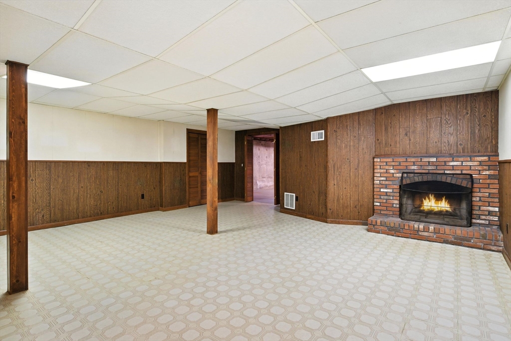 622 East Mountain Road Westfield, MA 01085 - Photo 31 of 39 Gallery Image 31