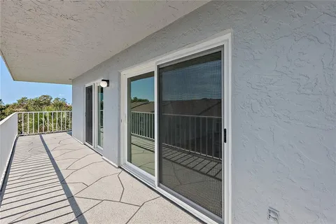 $389,000 | 719 Pinellas Bayway South, Unit 311, Tierra Verde, FL 33715