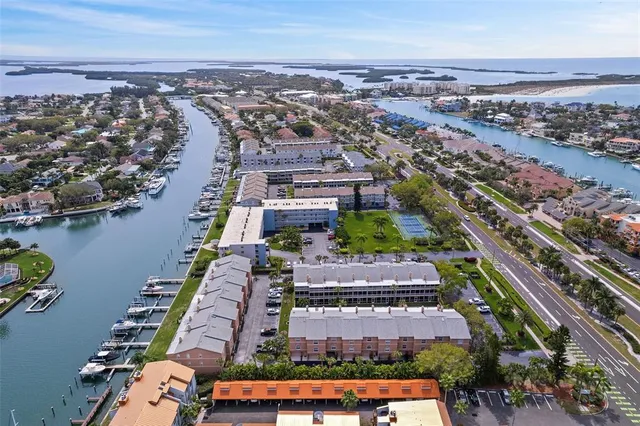 $399,000 | 719 Pinellas Bayway South, Unit 311, Tierra Verde, FL 33715