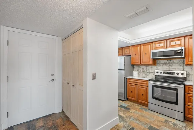 $399,000 | 719 Pinellas Bayway South, Unit 311, Tierra Verde, FL 33715