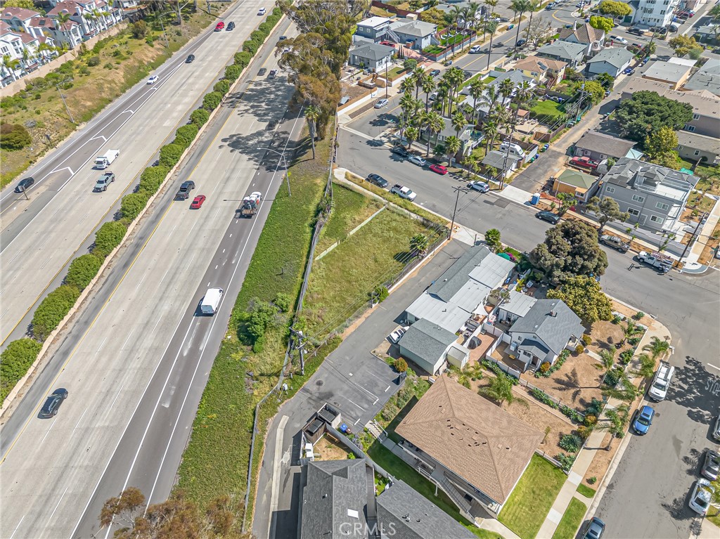 910 Windward Way Oceanside, CA 92054 - Photo 3 of 8