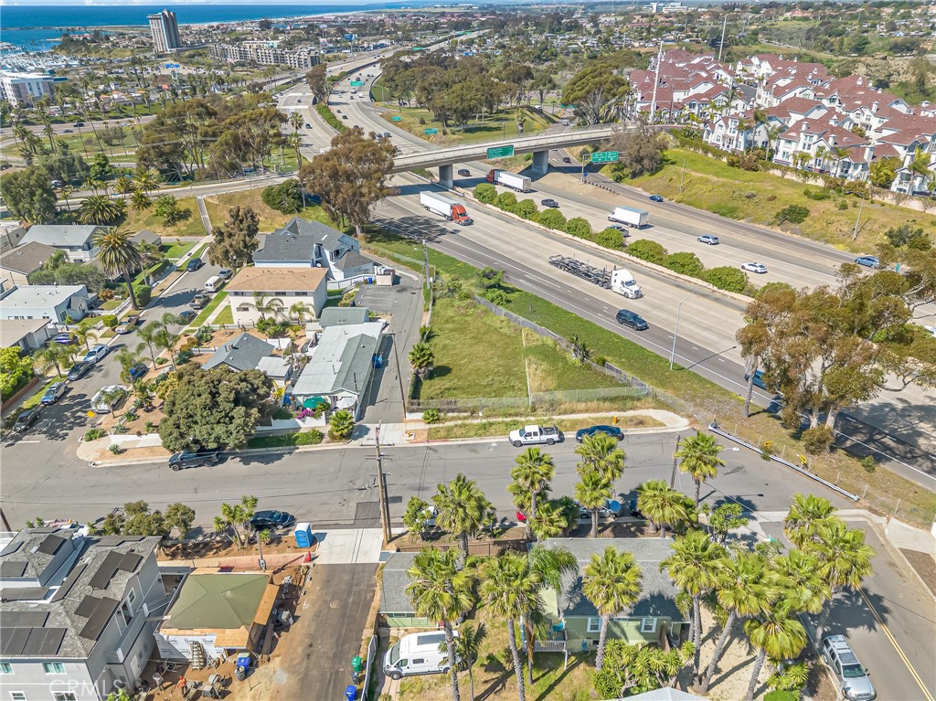 910 Windward Way Oceanside, CA 92054 - Photo 5 of 8