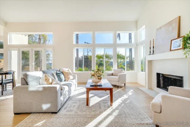 $1,999,000 | 1736 Blackbird Circle, Carlsbad, CA 92011