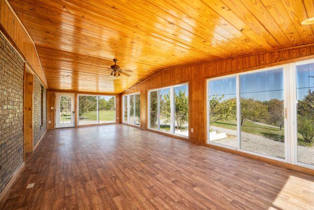 271 Doug Anderson Road Palmer, TN 37365 - Photo 13 of 35 _DSC8470-Edit