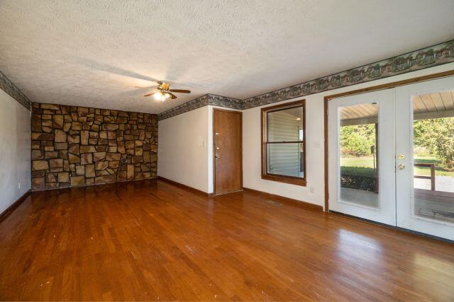 271 Doug Anderson Road Palmer, TN 37365 - Photo 15 of 35 _DSC8290-Edit-Edit (1)