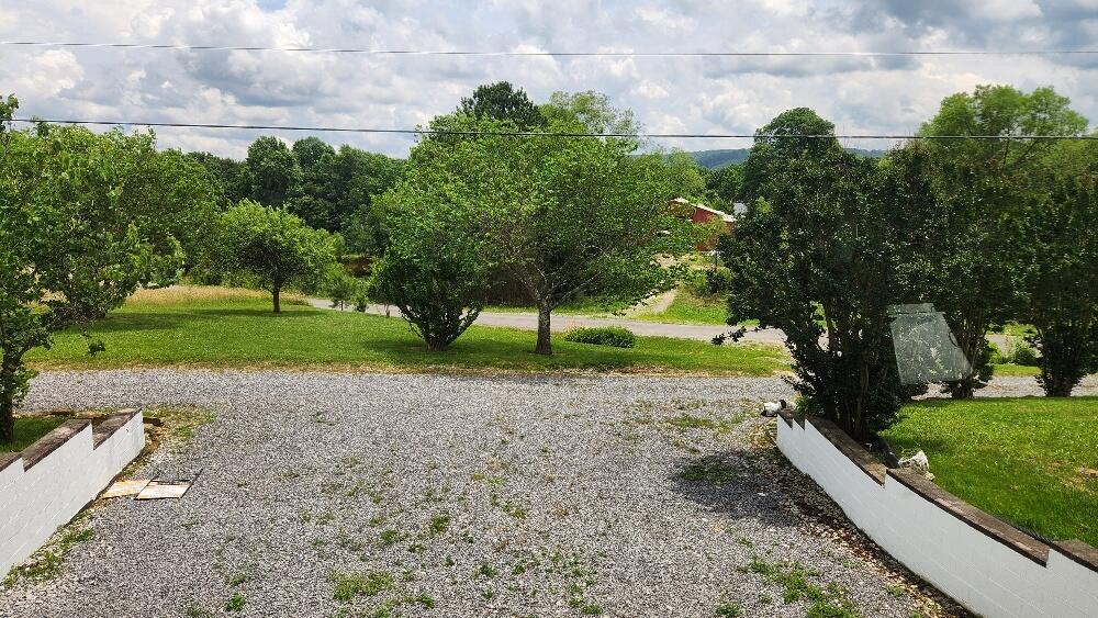 271 Doug Anderson Road Palmer, TN 37365 - Photo 31 of 35 20250612_122111_resized