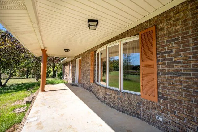 $369,000 | 271 Doug Anderson Road, Palmer, TN 37365