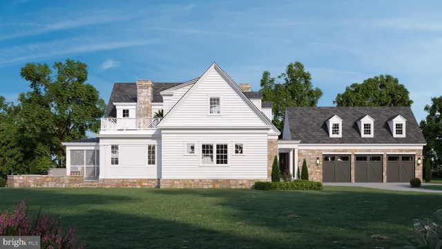 a view of house with a yard