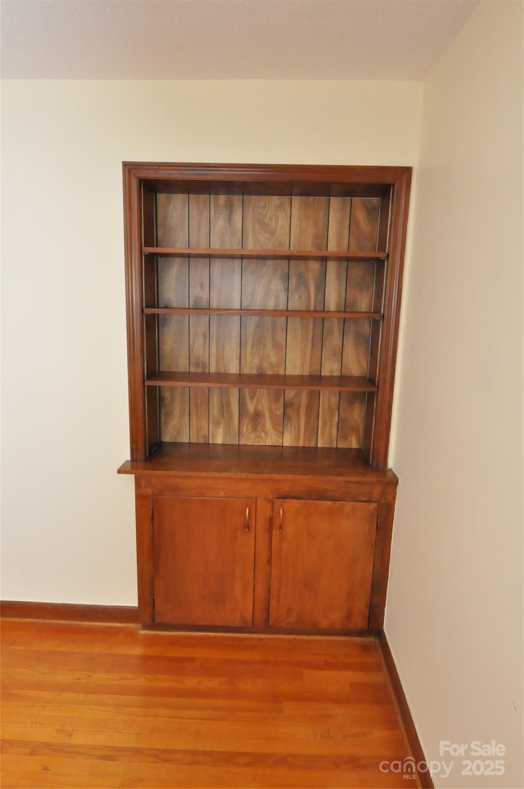 752 Cedar Lane Chester, SC 29706 - Photo 16 of 38 a view of wooden floor