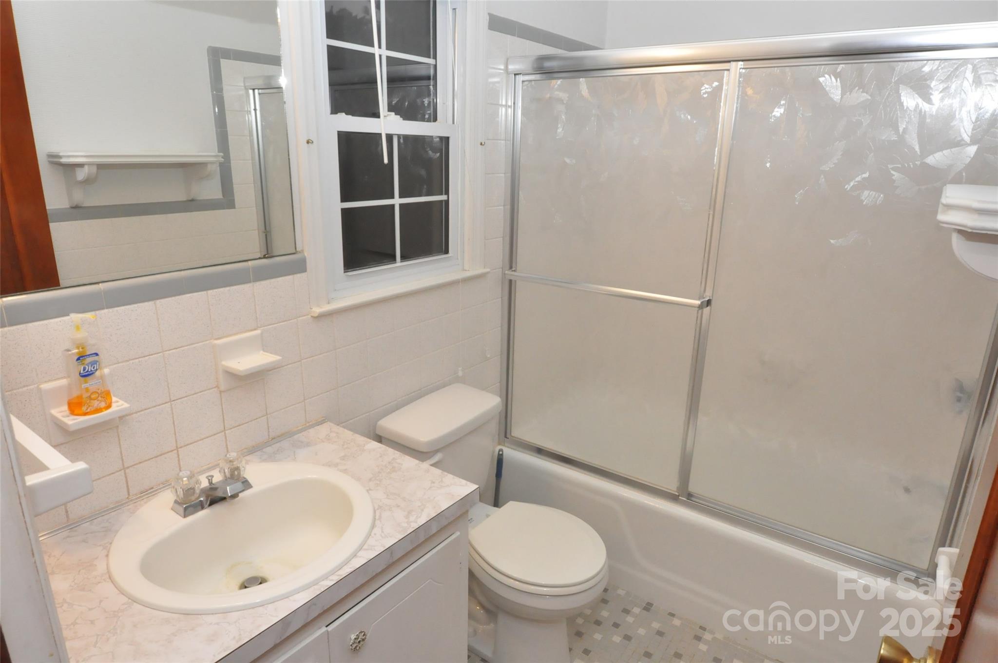 752 Cedar Lane Chester, SC 29706 - Photo 26 of 38 a bathroom with a sink toilet and shower