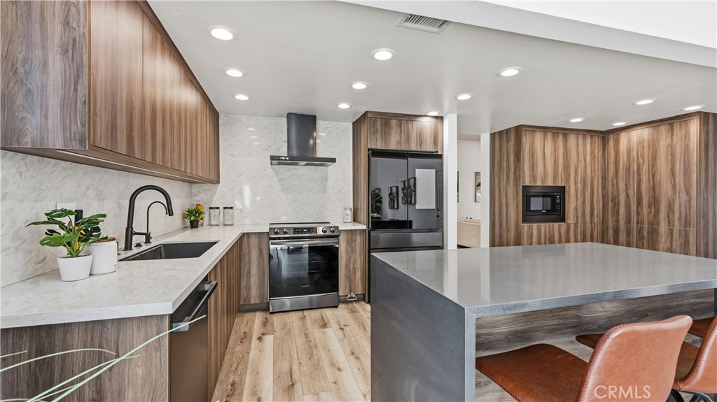 2430 East Greensward Street Simi Valley, CA 93065 - Photo 16 of 53