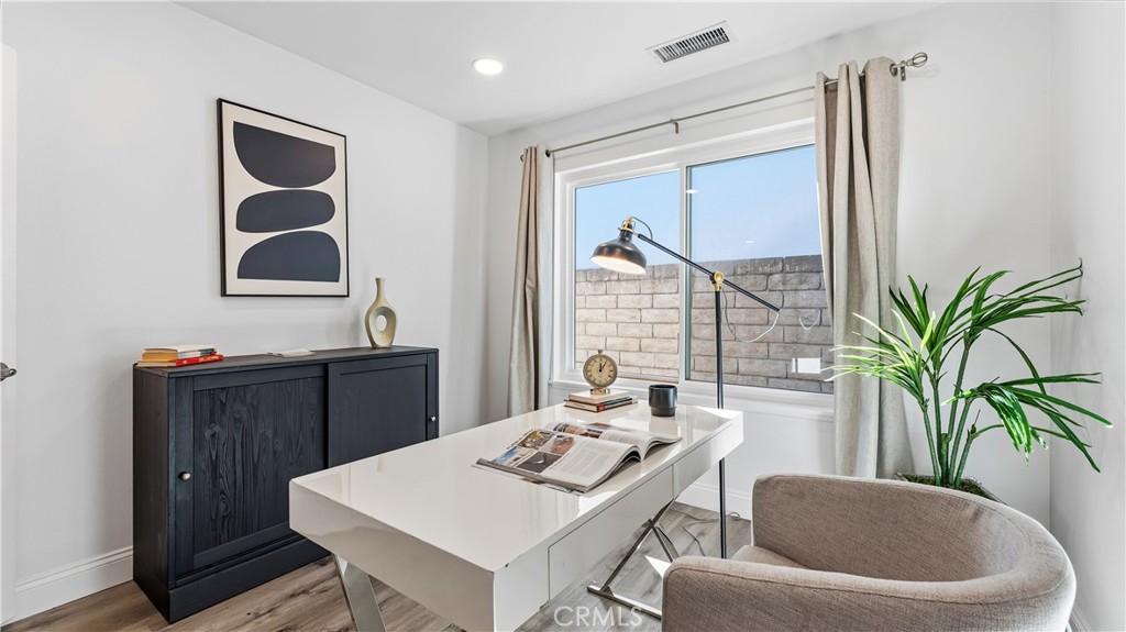 2430 East Greensward Street Simi Valley, CA 93065 - Photo 30 of 53