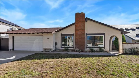 $959,000 | 2430 East Greensward Street, Simi Valley, CA 93065