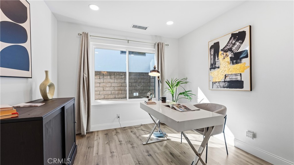 2430 East Greensward Street Simi Valley, CA 93065 - Photo 31 of 53