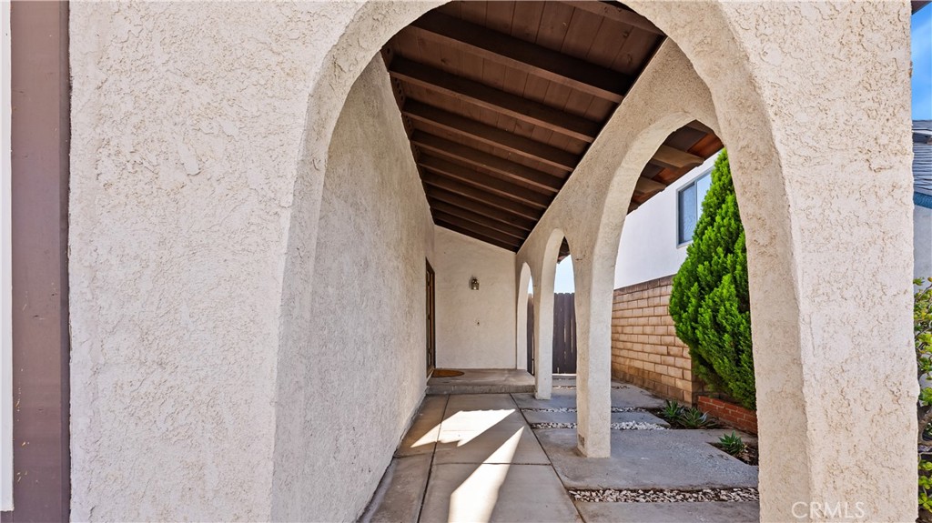 2430 East Greensward Street Simi Valley, CA 93065 - Photo 5 of 53