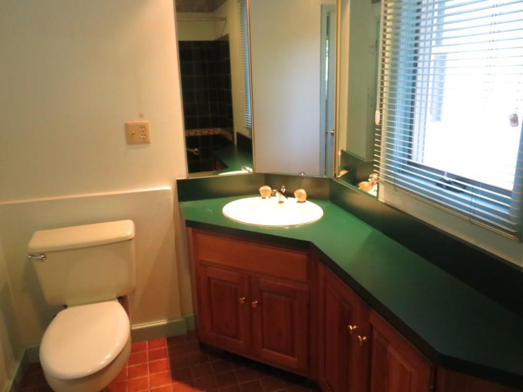 46 Davis Road Stoughton, MA 02072 - Photo 7 of 18