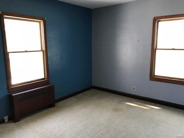605 Walnut Greenfield, IL 62044 - Photo 20 of 59