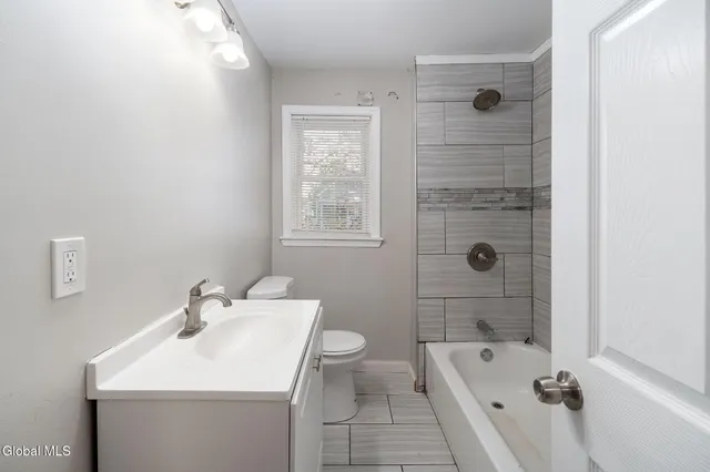 $209,000 | 82 Haigh Avenue, Schenectady, NY 12304