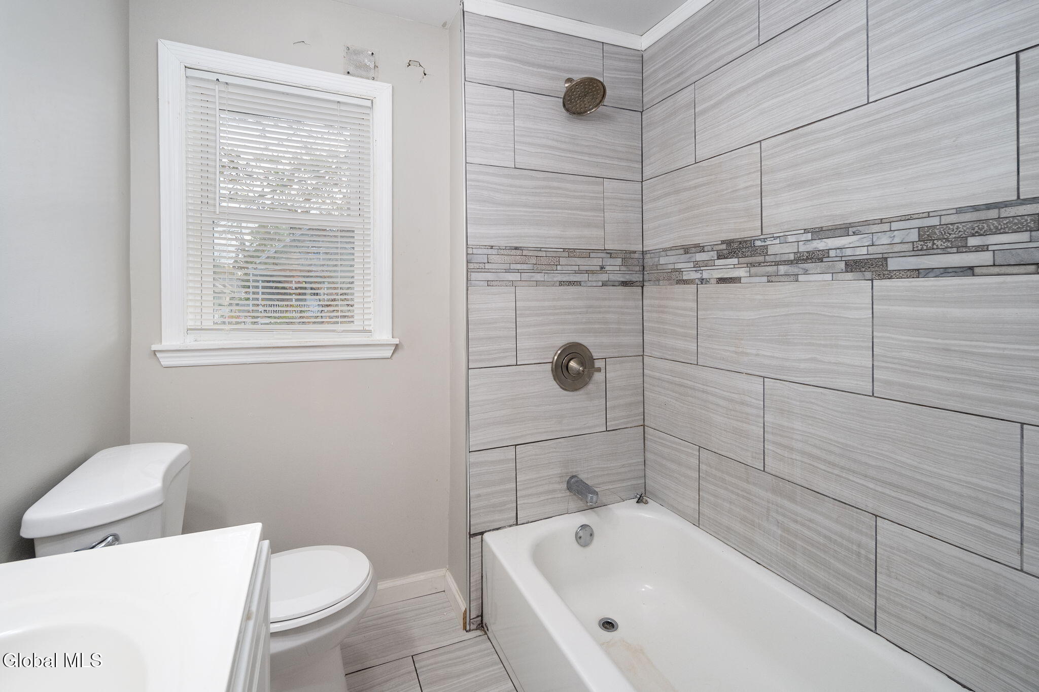 82 Haigh Avenue Schenectady, NY 12304 - Photo 17 of 30 18-82HaighAve_18