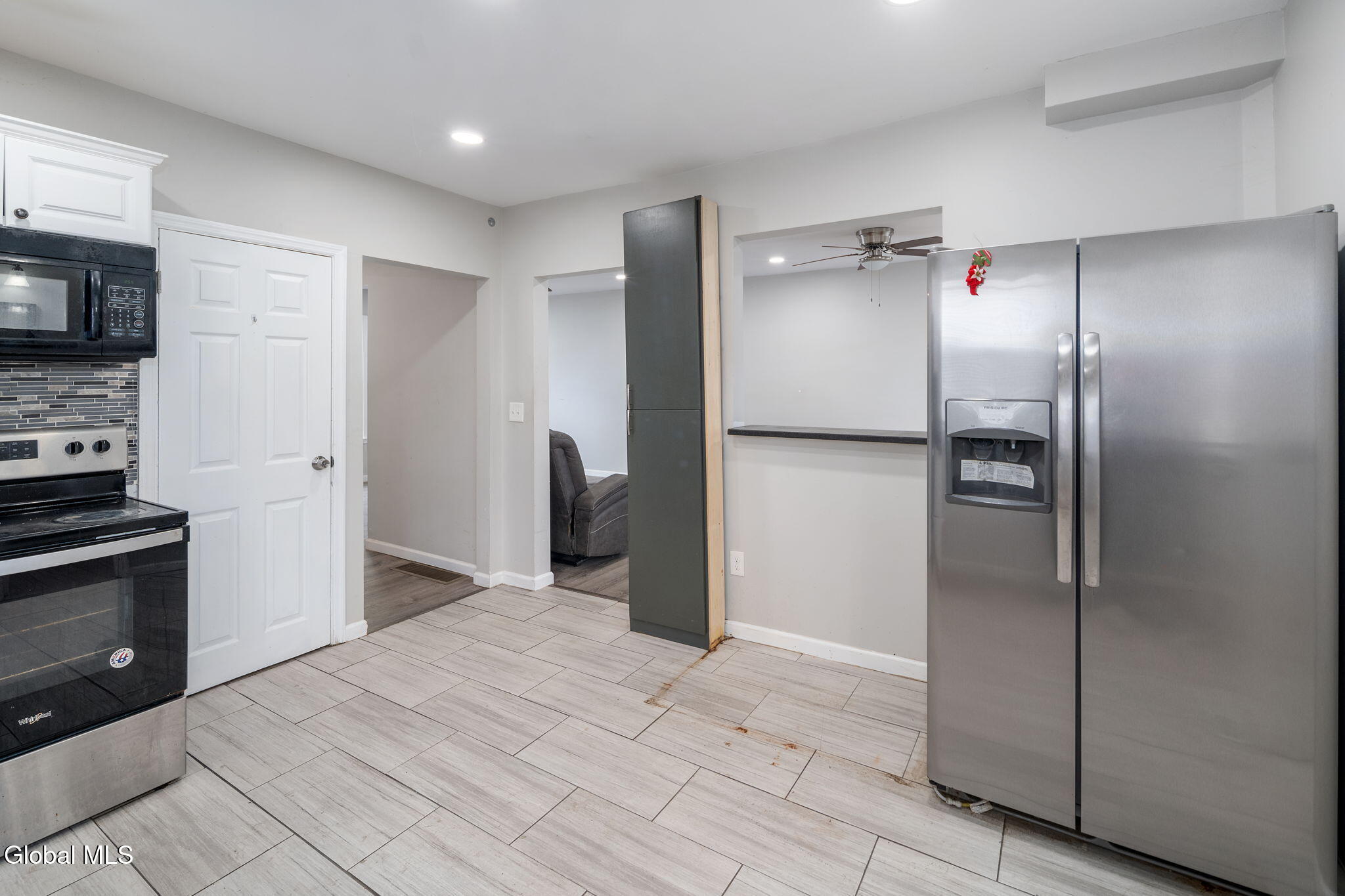 82 Haigh Avenue Schenectady, NY 12304 - Photo 6 of 30 6-82HaighAve_06