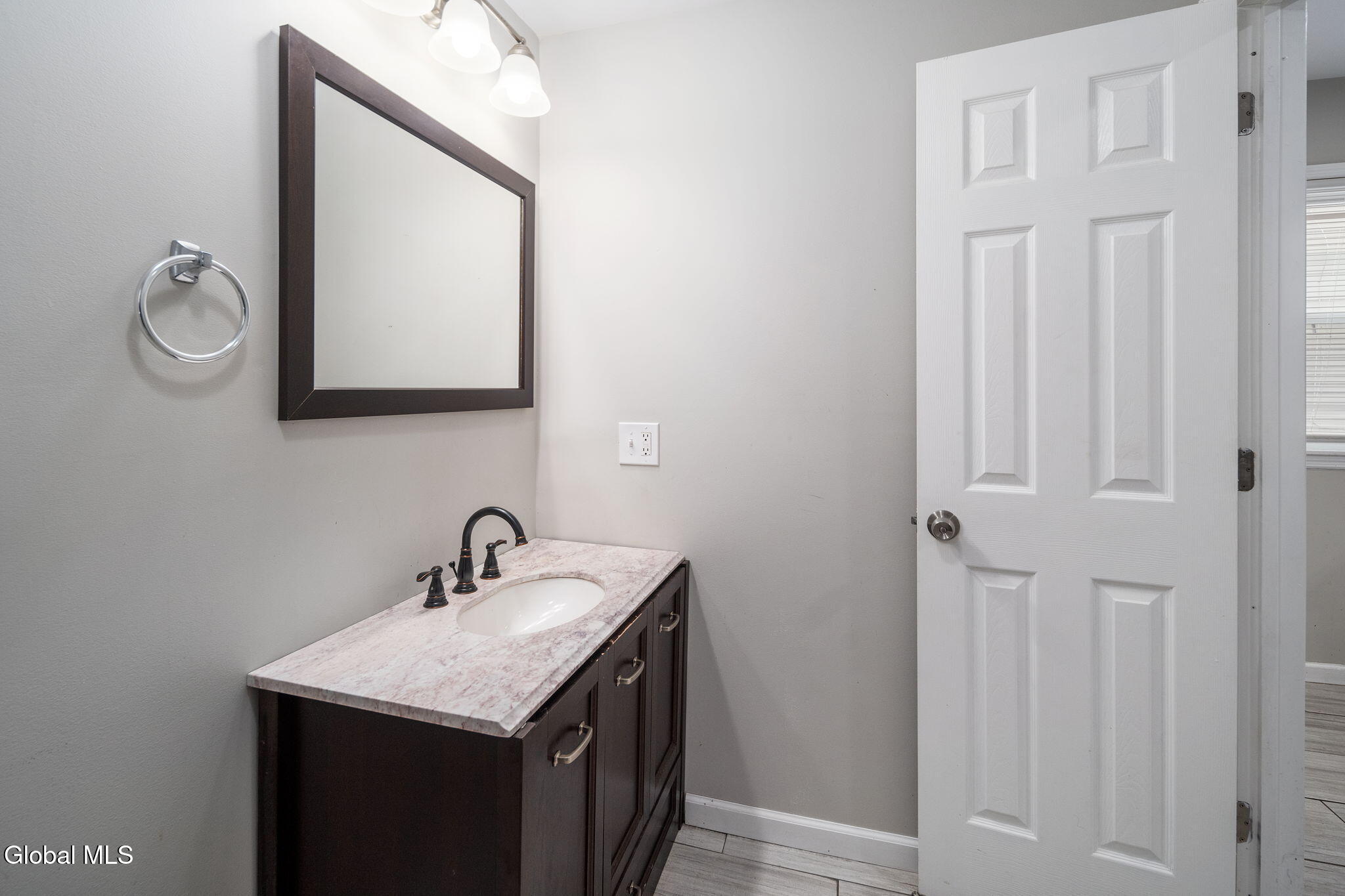 82 Haigh Avenue Schenectady, NY 12304 - Photo 9 of 30 9-82HaighAve_09