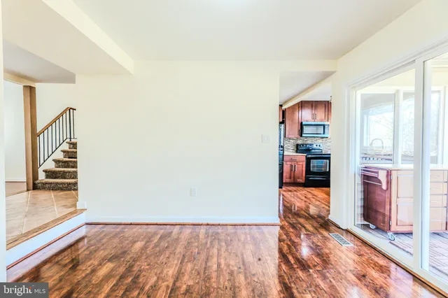 $2,800 | 13373 Hungerford Place, Herndon, VA 20170