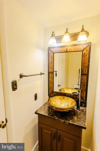 $2,800 | 13373 Hungerford Place, Herndon, VA 20170