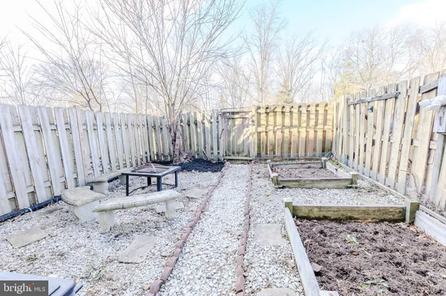 $2,800 | 13373 Hungerford Place, Herndon, VA 20170