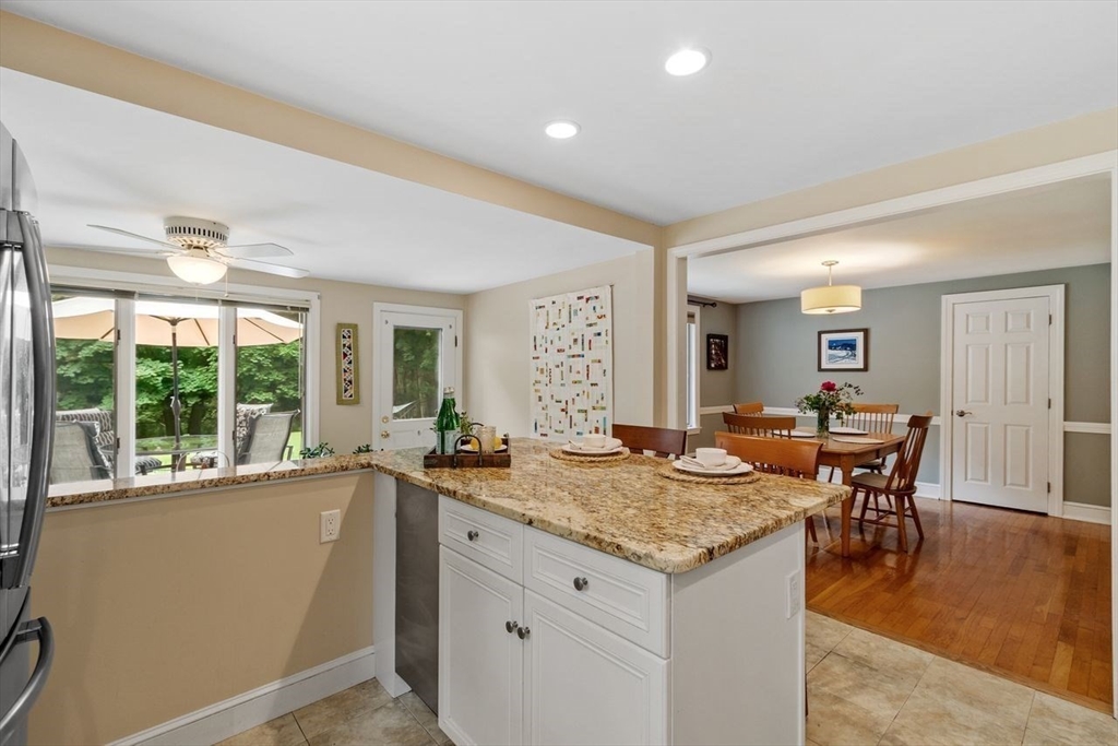 20 Chandler Road Andover, MA 01810 - Photo 5 of 41 Gallery Image 5