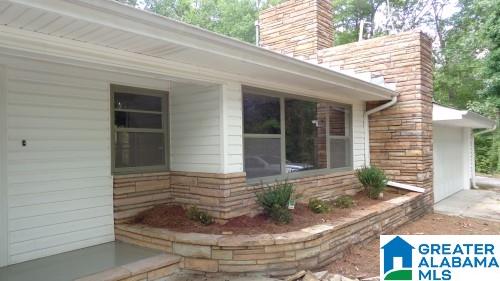428 Sun Valley Road Birmingham, AL 35215 - Photo 3 of 32